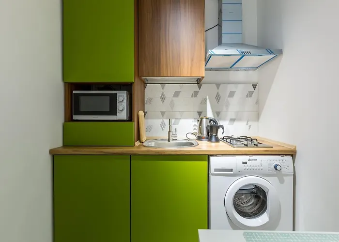 Romantic Apartments- View Of The Town Hall Апартаменти Львів