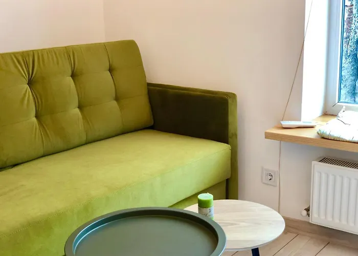 Romantic Apartments- View Of The Town Hall