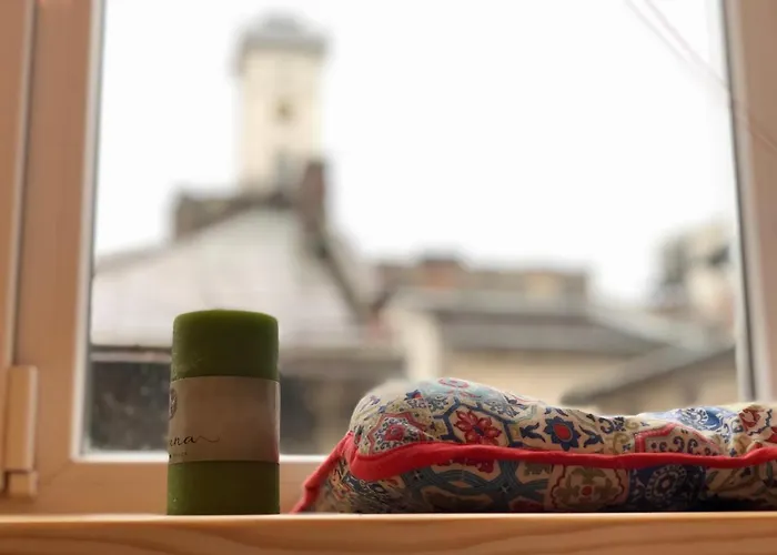 Апартаменти Romantic Apartments- View Of The Town Hall